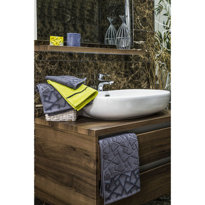 BATHee Gift Set (3 Towels, Vanilla Candle, Olive Oil Jasmine Soap) - A Brand New Concept